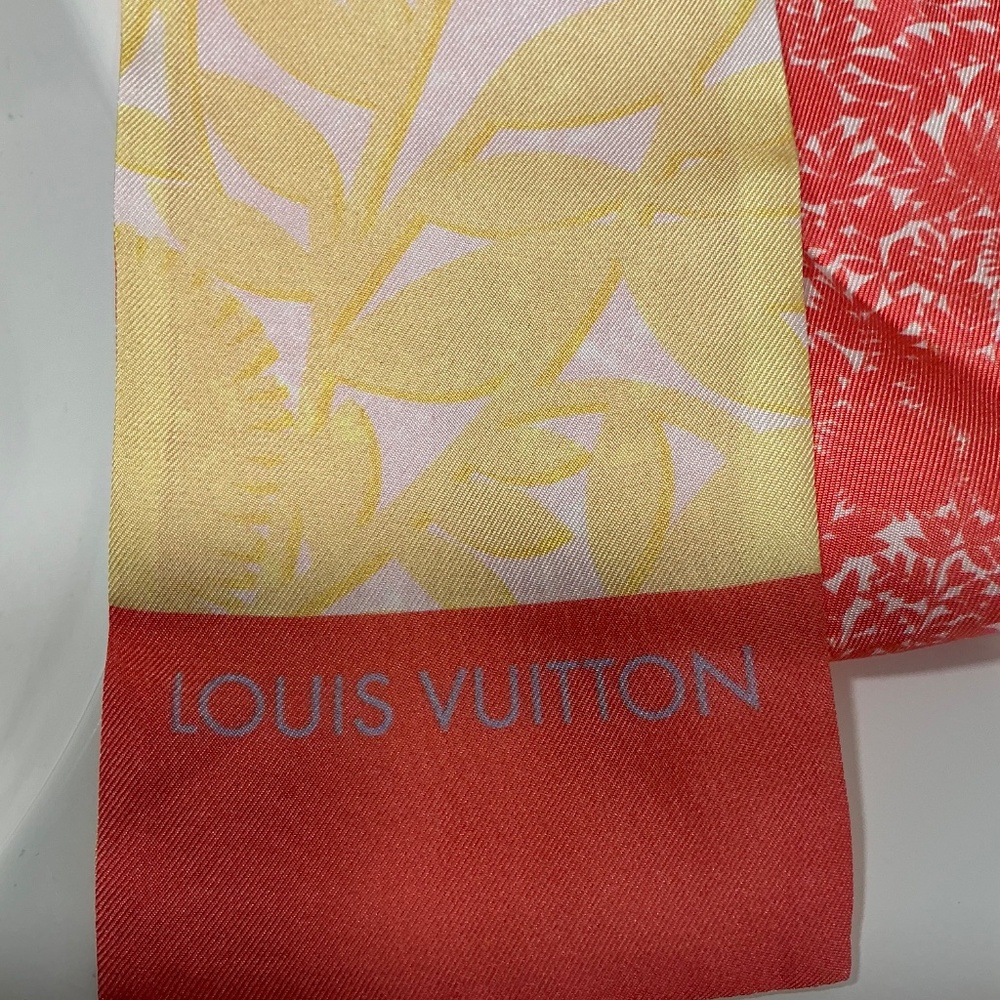 Louis Vuitton silk twilly - Picture 3 of 7
